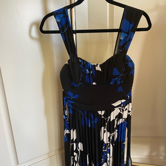 Formal Knee length dress (Prom / homecoming / wedding) - Picture 6 of 6